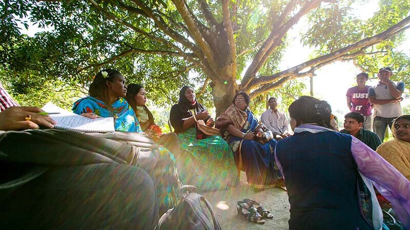 A learning exchange in Bangladesh hosted by the Legal Empowerment Network (Photo: Signify)